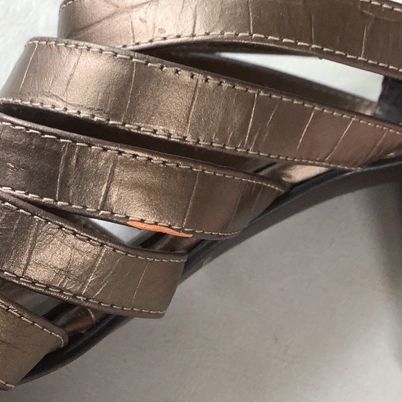 Pewter color Strapped sandals - Picture 13 of 15